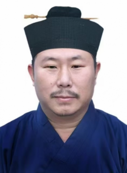 中国道医协会烟台分会会长-崔春东