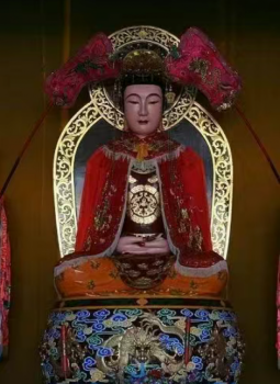 农历五月初八龙母诞辰